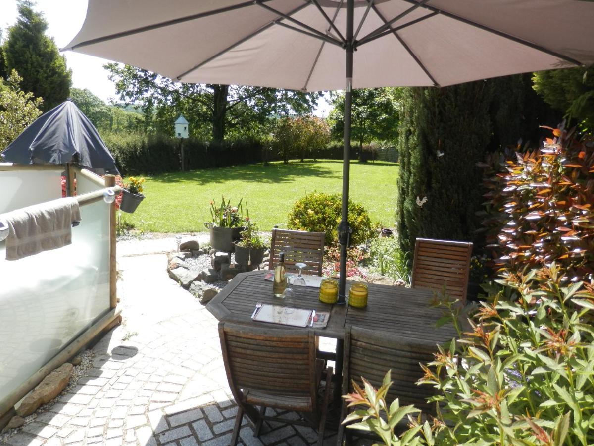 La Petite Cretouffiere - Naturiste Accommodation - Adult Only Colombiers-du-Plessis Dış mekan fotoğraf