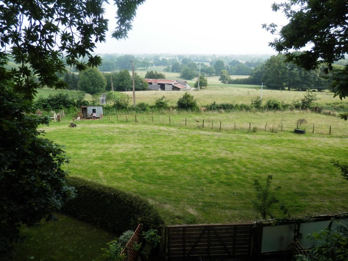 La Petite Cretouffiere - Naturiste Accommodation - Adult Only Colombiers-du-Plessis Dış mekan fotoğraf